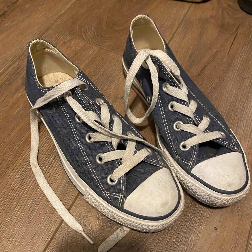 Converse unisex shoes